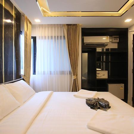 Pratunam Atrium Hotel Бангкок Экстерьер фото