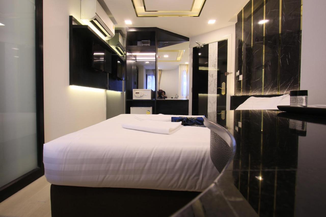 Pratunam Atrium Hotel Бангкок Экстерьер фото
