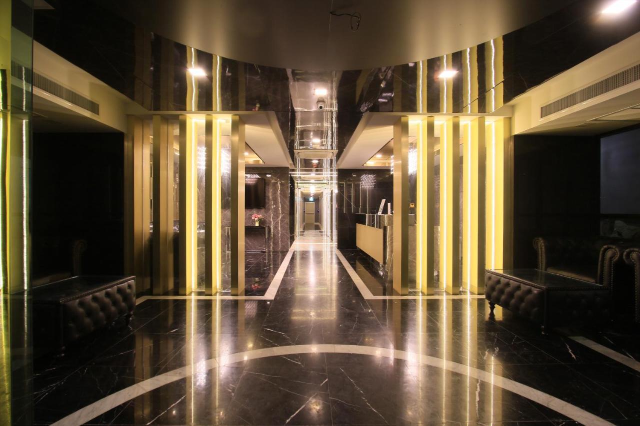 Pratunam Atrium Hotel Бангкок Экстерьер фото